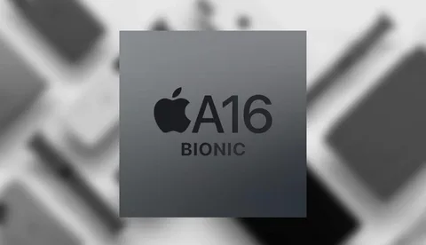 Logo do chip Apple A16 Bionic sobre fundo desfocado de iPhones